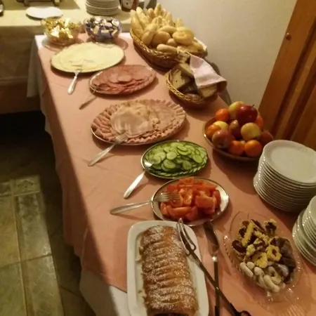 阿尔巴膳食公寓 3*
